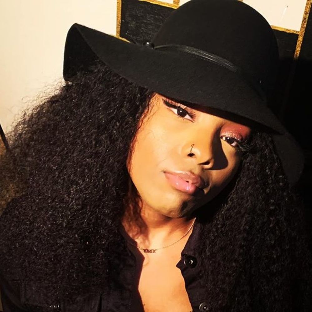 Meet your Posher, Shandelle